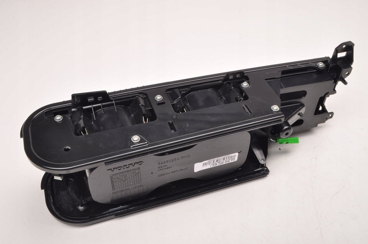 VOLVO XC60 II CUP HOLDER 32289727 32260254