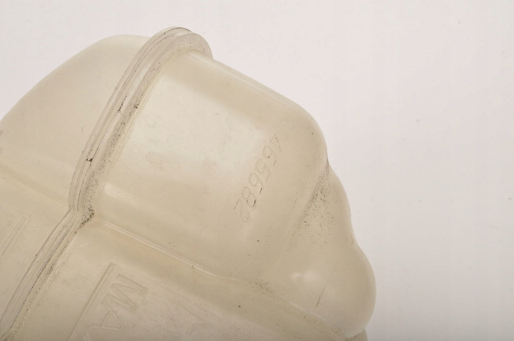 VOLVO XC60 II EXPANSION TANK 31465682
