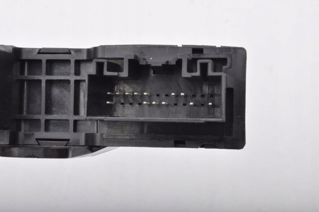 VOLVO XC60 II FLAP CONTROLLER MODULE 32214270