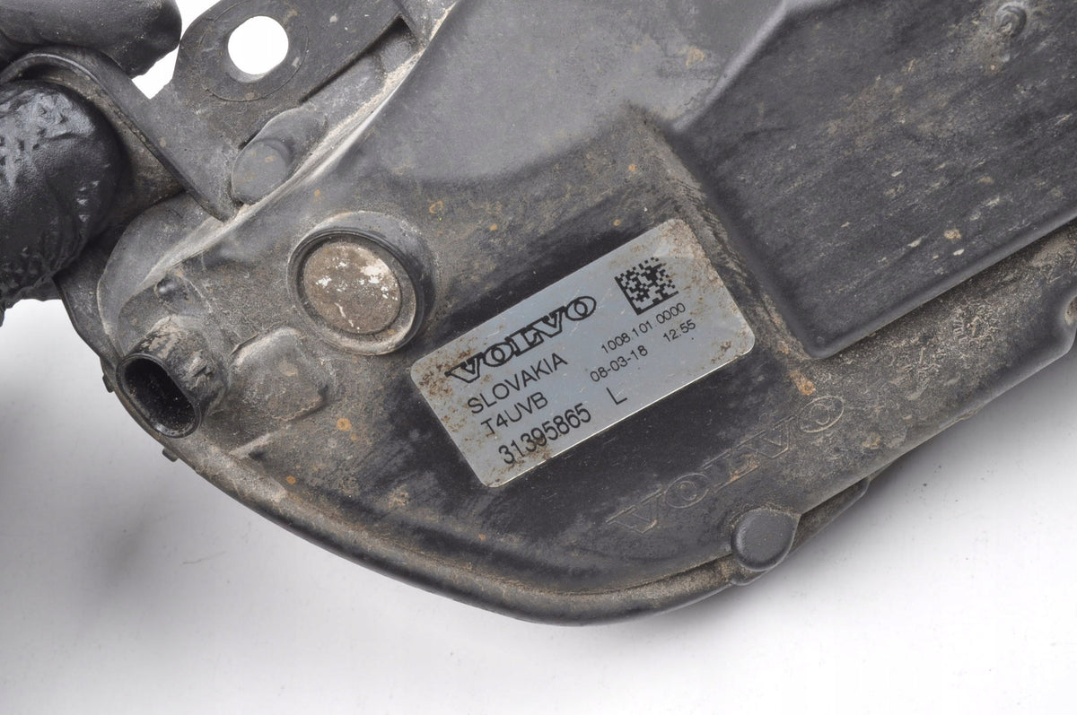 VOLVO XC60 II HALOGEN LEFT 31395865