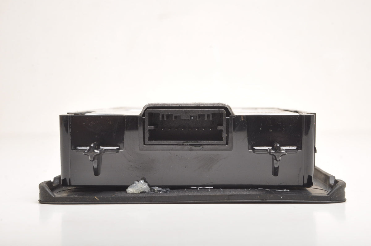 VOLVO XC60 II INDUCTION CHARGER 32389106