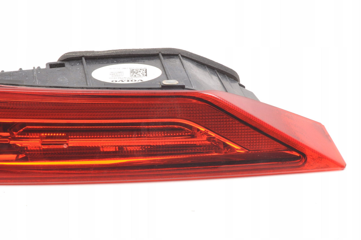 VOLVO XC60 II LAMP RIGHT REAR FLAP 31446620