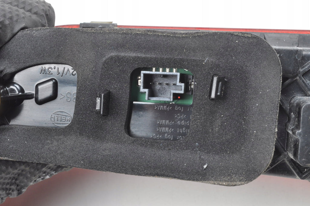 VOLVO XC60 II LAMP RIGHT REAR FLAP 31446620