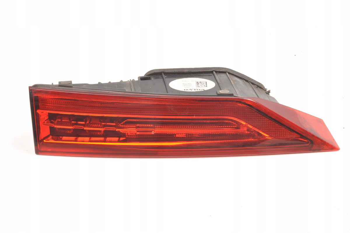 VOLVO XC60 II LAMP RIGHT REAR FLAP SUV 31446618