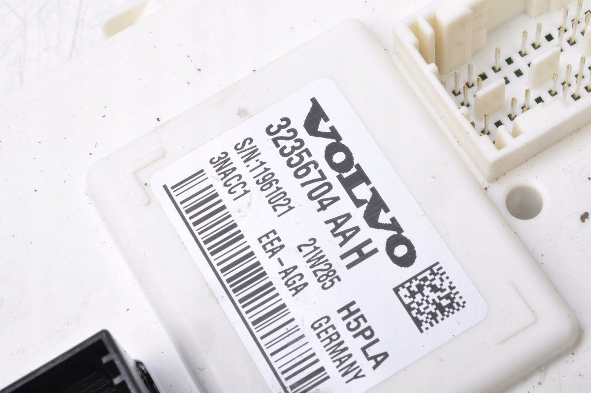 VOLVO XC60 II MODULE CEM 32356704