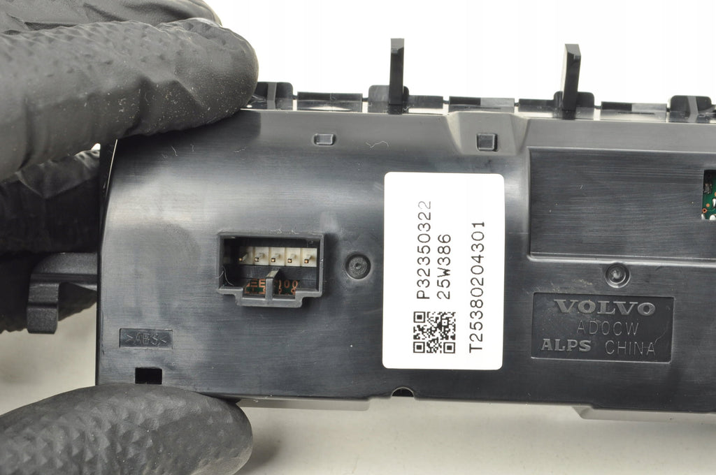VOLVO XC60 II PANEL AIR CONDITIONING SWITCH 2026 32350322