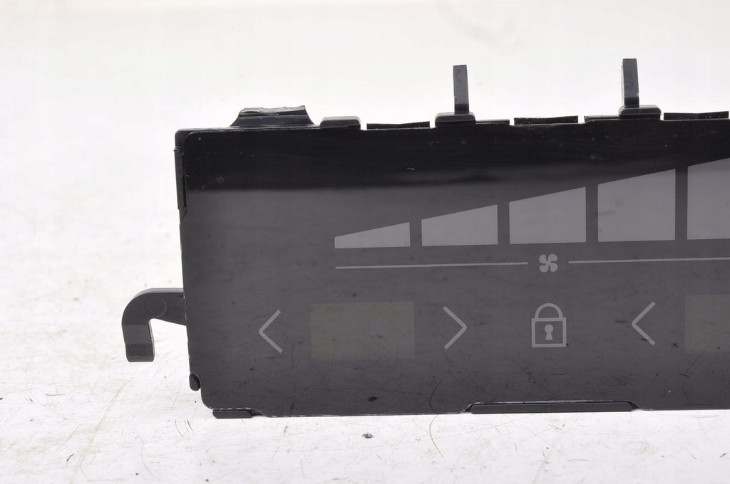 VOLVO XC60 II PANEL AIR CONDITIONING SWITCH 31674024