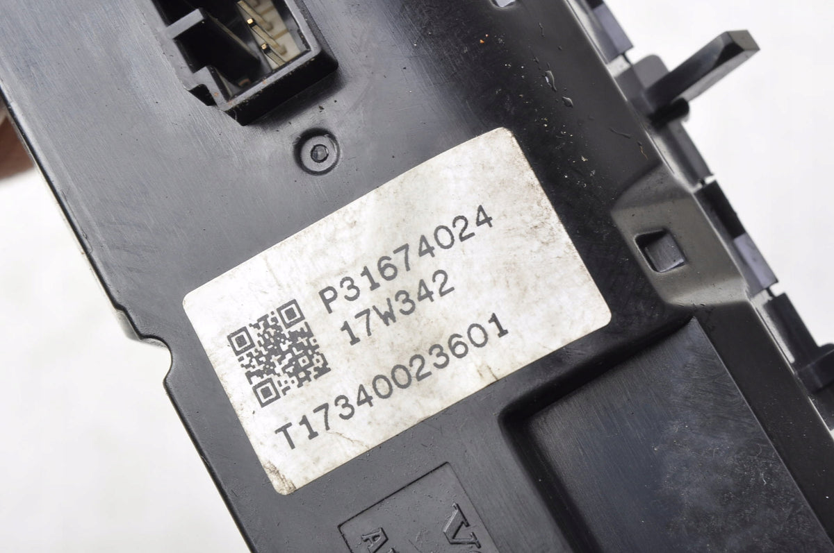 VOLVO XC60 II PANEL AIR CONDITIONING SWITCH 31674024
