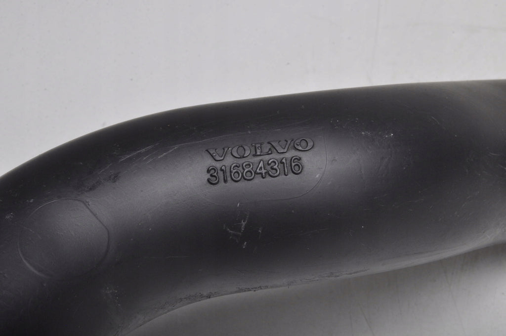 VOLVO XC60 II PIPE HOSE 31684316
