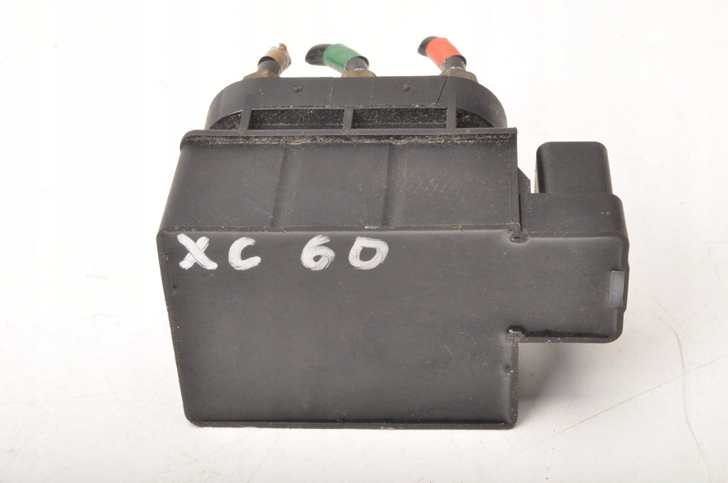 VOLVO XC60 II PNEUMATICS DISTRIBUTOR 15-1521-0033.2