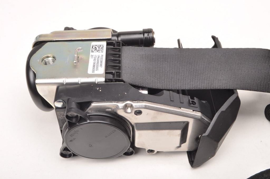 VOLVO XC60 II SEAT BELT LEFT FRONT 32386967 2024r