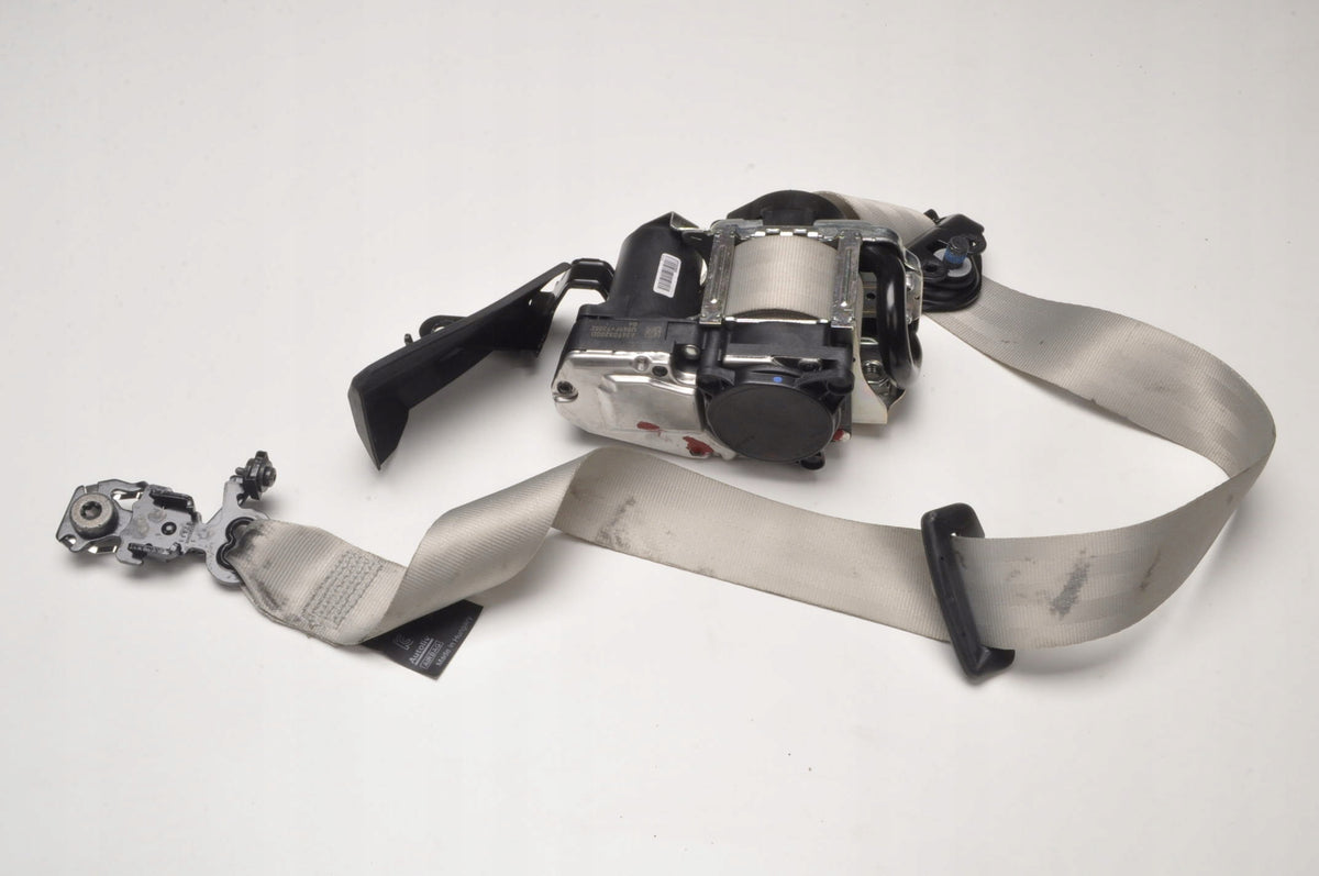 VOLVO XC60 II SEAT BELT LEFT FRONT P032239364 32239364