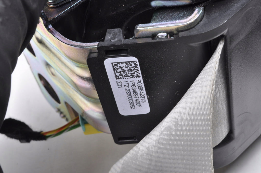 VOLVO XC60 II SEAT BELT LEFT REAR 2 ROW 39842313