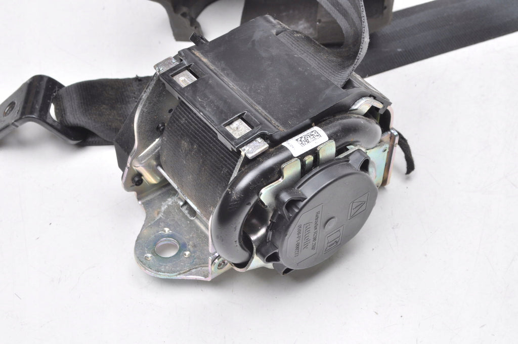 VOLVO XC60 II SEAT BELT LEFT REAR 2 ROW P1 39838359