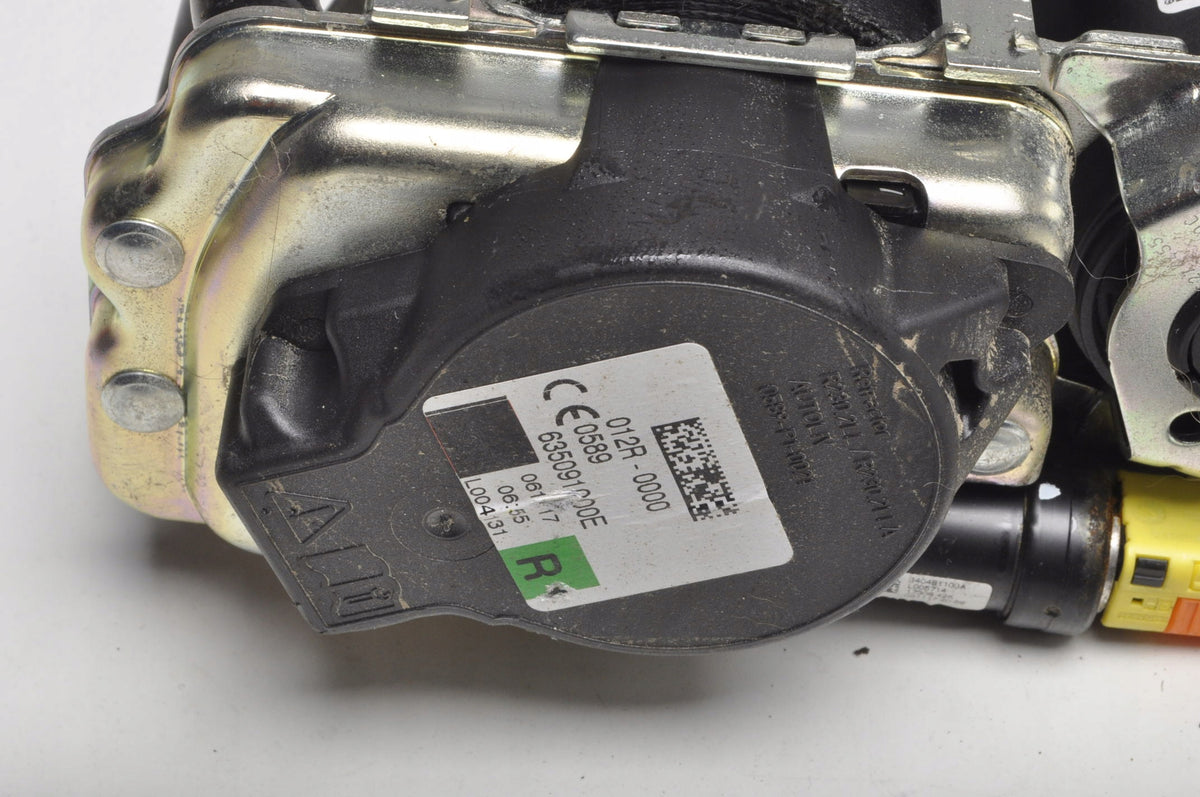 VOLVO XC60 II SEAT BELT RIGHT FRONT 39838533