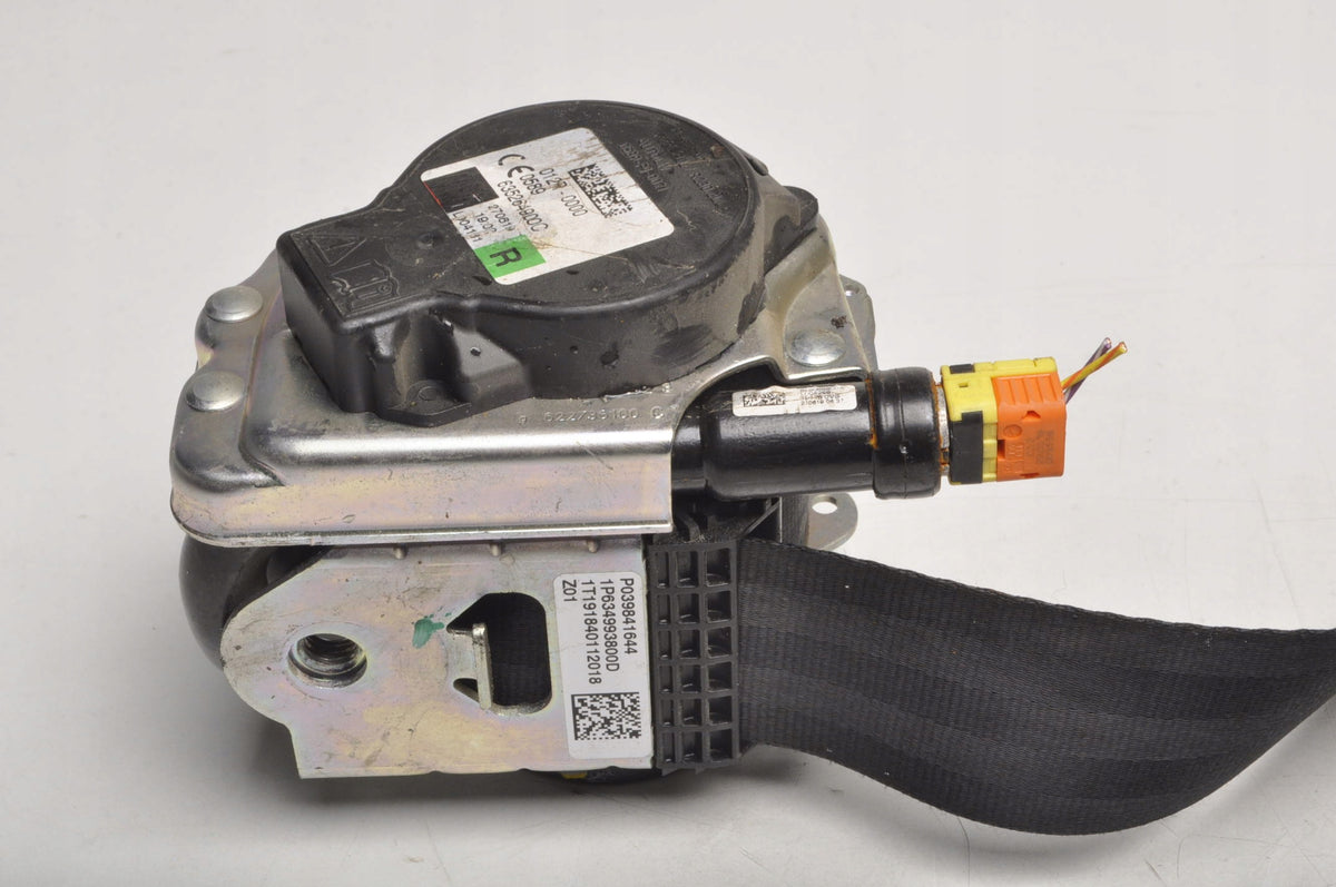 VOLVO XC60 II SEAT BELT RIGHT FRONT 39841644