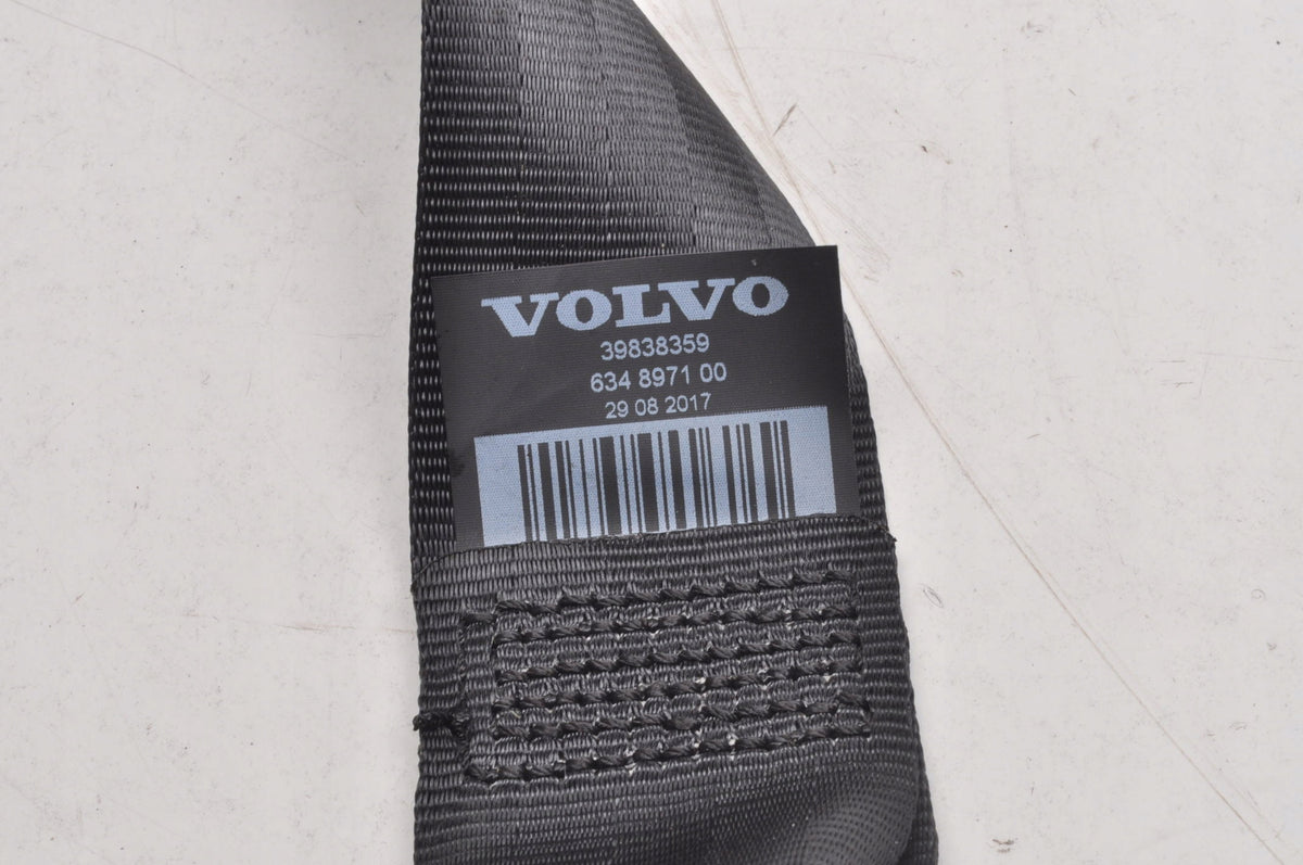 VOLVO XC60 II SEAT BELT RIGHT REAR 2 ROW 39838359