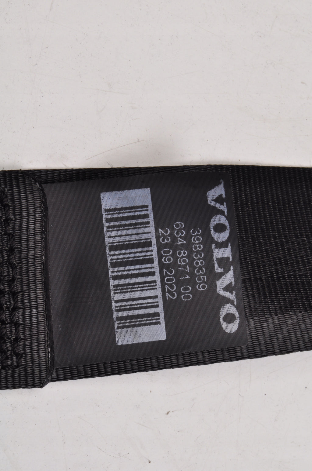 VOLVO XC60 II SEAT BELT RIGHT REAR 2 ROW 39838359