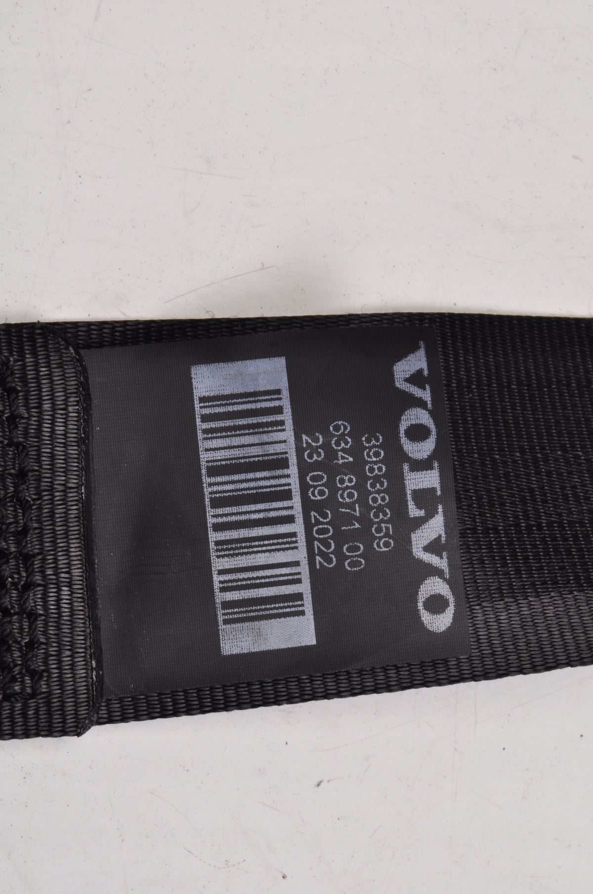 VOLVO XC60 II SEAT BELT RIGHT REAR 2 ROW 39838359