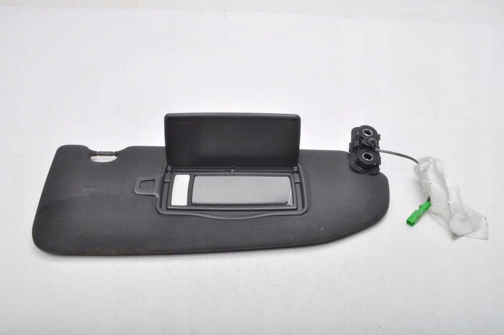 VOLVO XC60 II SUN VISOR RIGHT