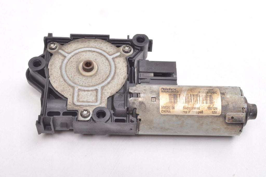 VOLVO XC60 II SUNROOF MOTOR 10028320C NRAL0011