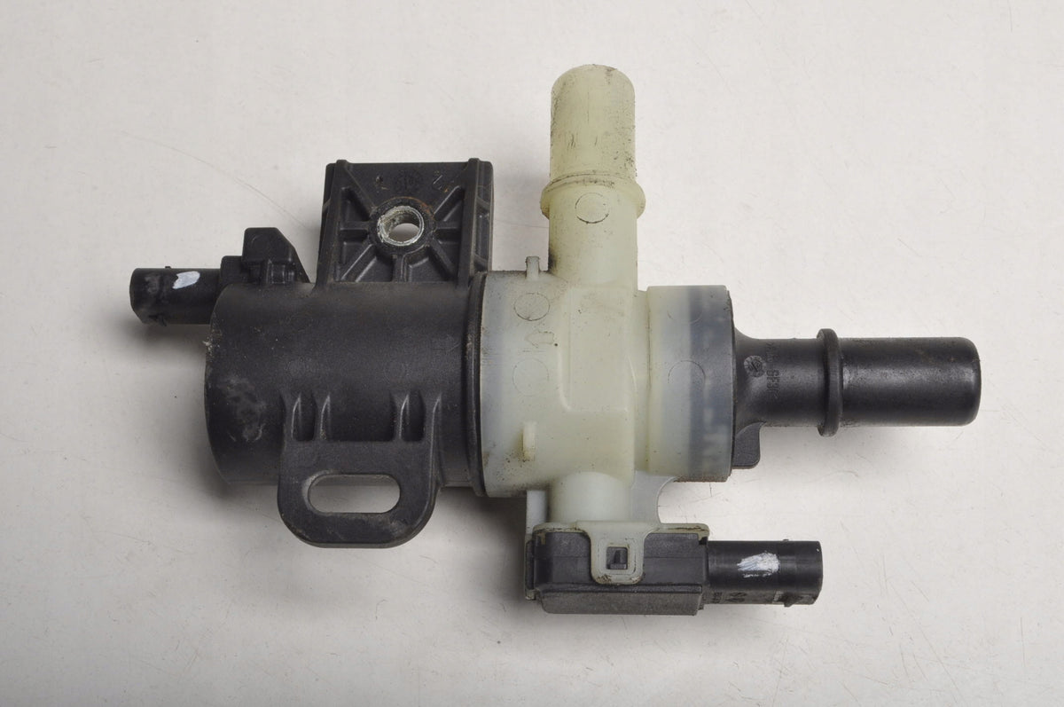 VOLVO XC60 II T6 Plug-In Hybrid FUEL VAPOUR VALVE 32139918