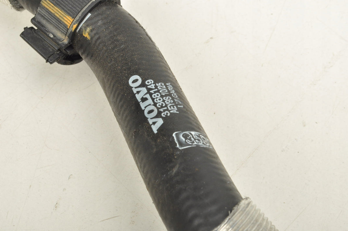 VOLVO XC60 II T6 RECHARGE PIPE WATER LINE 31368149 2026