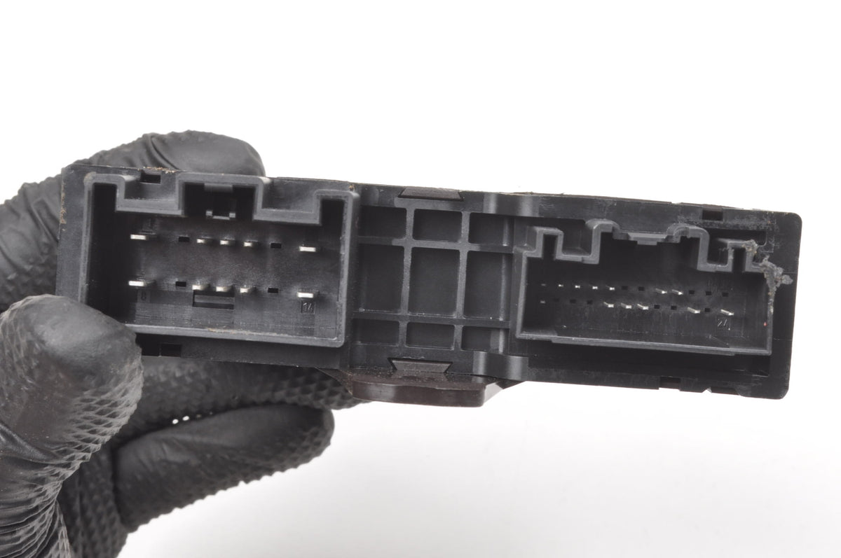 VOLVO XC60 II TAILGATE MODULE 32384825 2026