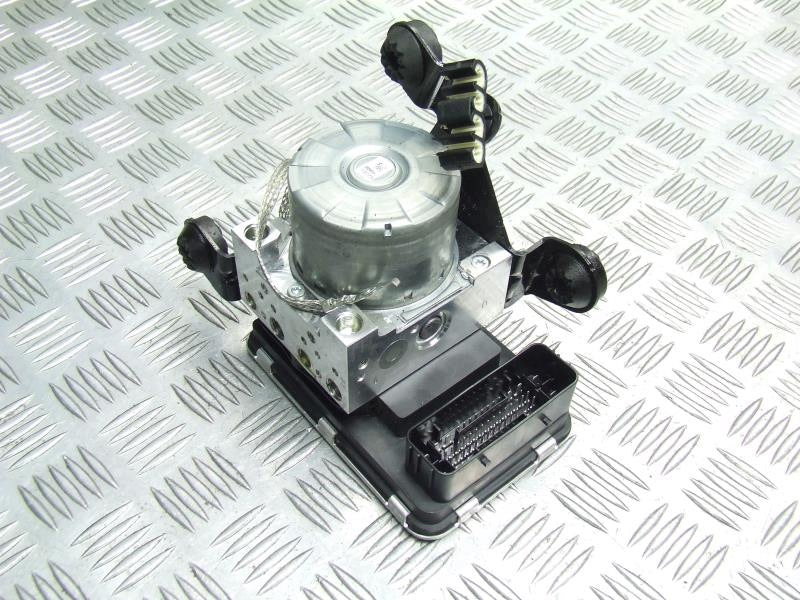 VOLVO XC60 II XC90 II PUMP ABS 31445916