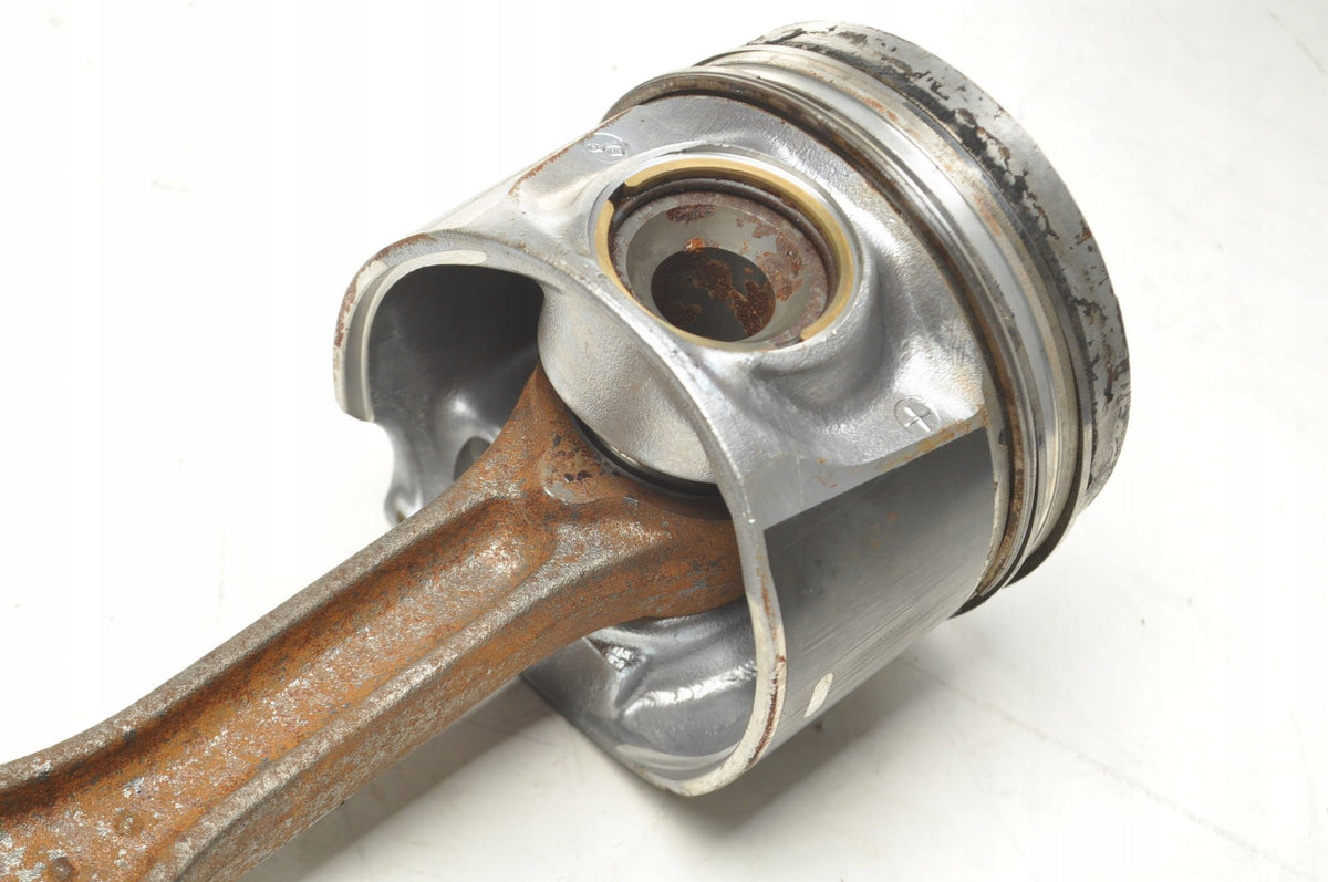 VOLVO XC60 V60 S60 V70 S80 2.0 D4 PISTON WITH CONNECTING ROD 82L175