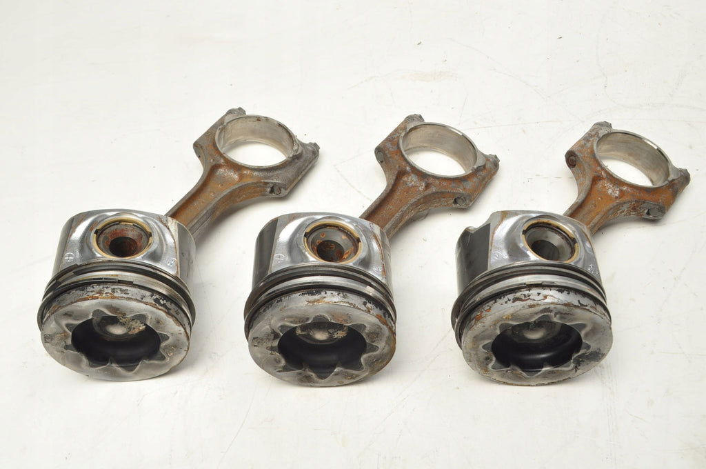 VOLVO XC60 V60 S60 V70 S80 2.0 D4 PISTON WITH CONNECTING ROD 82L175