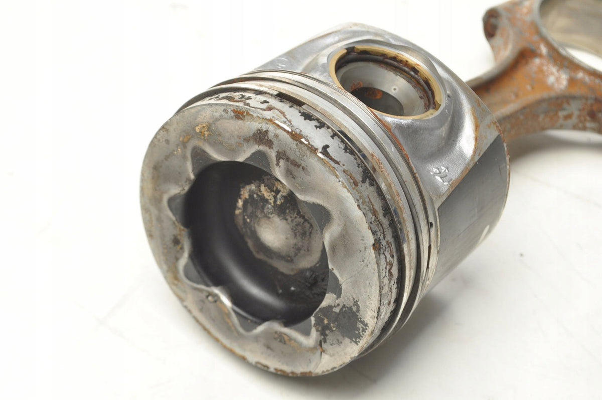 VOLVO XC60 V60 S60 V70 S80 2.0 D4 PISTON WITH CONNECTING ROD 82L175