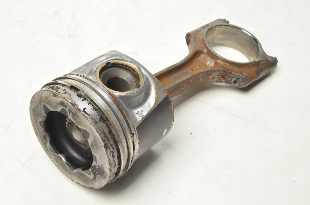 VOLVO XC60 V60 S60 V70 S80 2.0 D4 PISTON WITH CONNECTING ROD 82L175