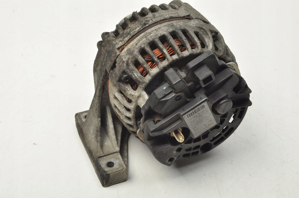 VOLVO XC70 2.4 D5 ALTERNATOR 30667787
