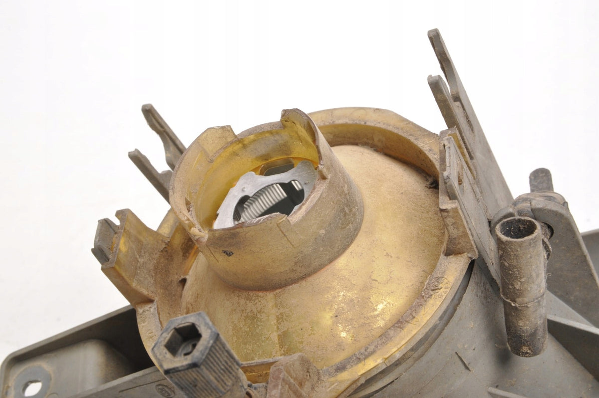 VOLVO XC70 HALOGEN LEFT 9190904