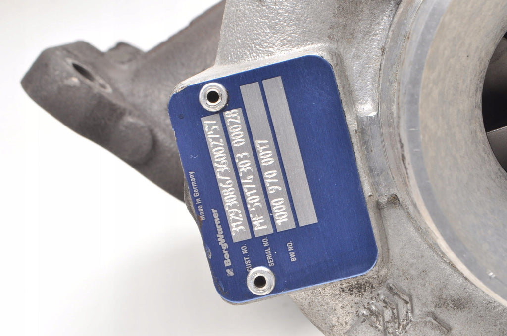VOLVO XC70 II 2.4 D5 205KM TURBO TURBINE 36002640 31293086 36002757