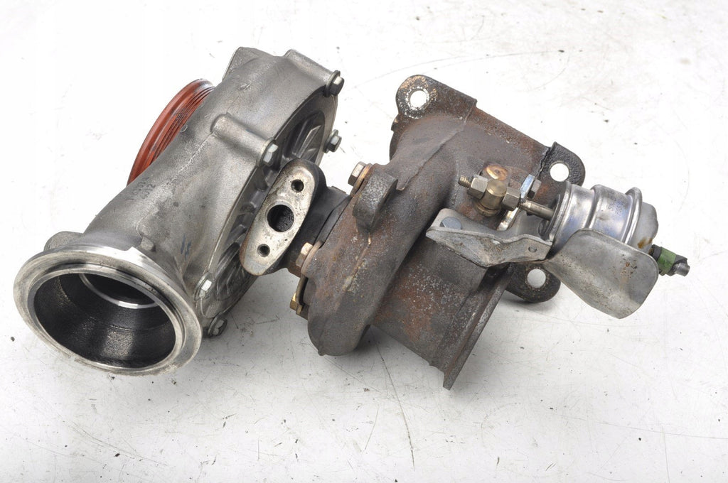 VOLVO XC70 II 2.4 D5 TURBINE 36002640 31293086