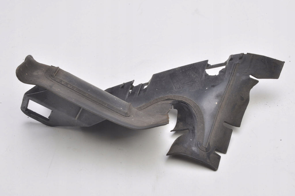 VOLVO XC70 II AIR STEERING WHEEL RIGHT CATCHER 30763223