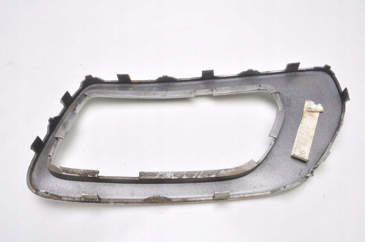 VOLVO XC70 II BUMPER GRILLE 30744506 LEFT