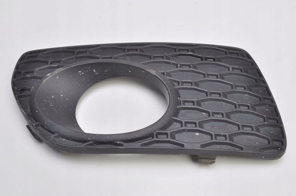 VOLVO XC70 II GRILLE DUMMY BUMPER 30678689