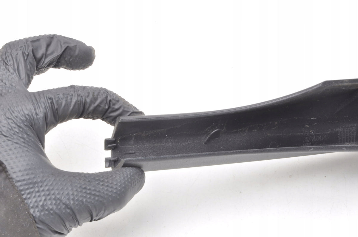 VOLVO XC70 II ROOF RAIL CAP 30784184 RIGHT FRONT