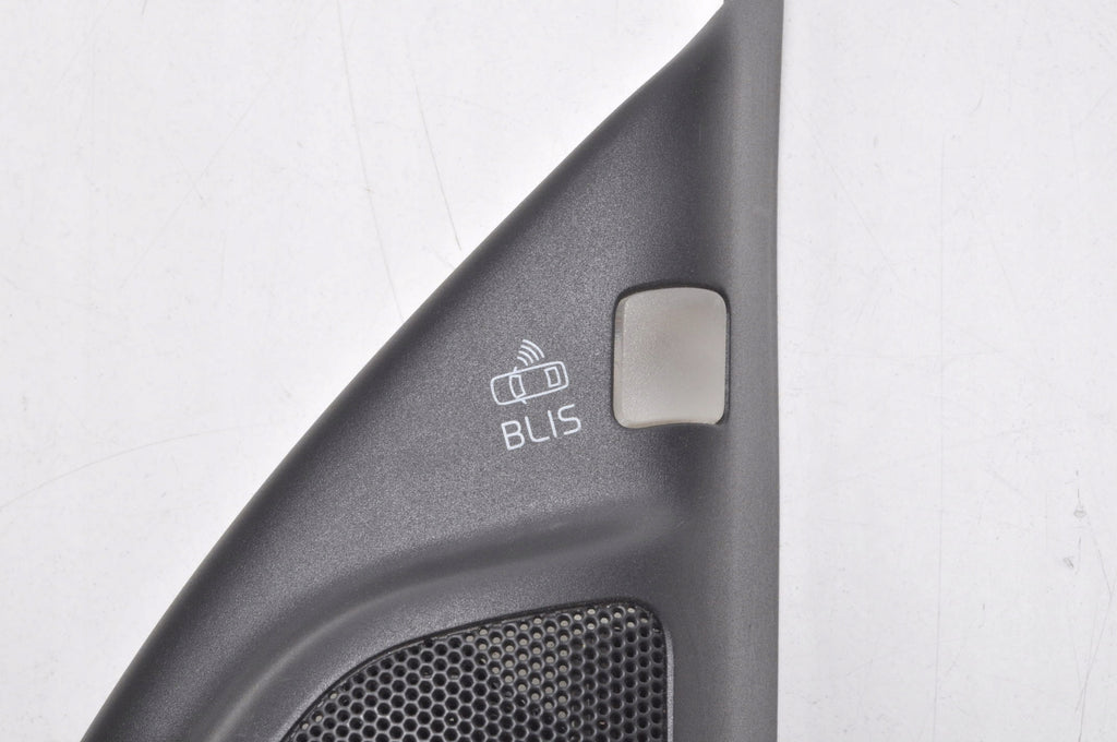 VOLVO XC70 II TRIANGLE INTERIOR MIRROR COVER BLIS 30781068
