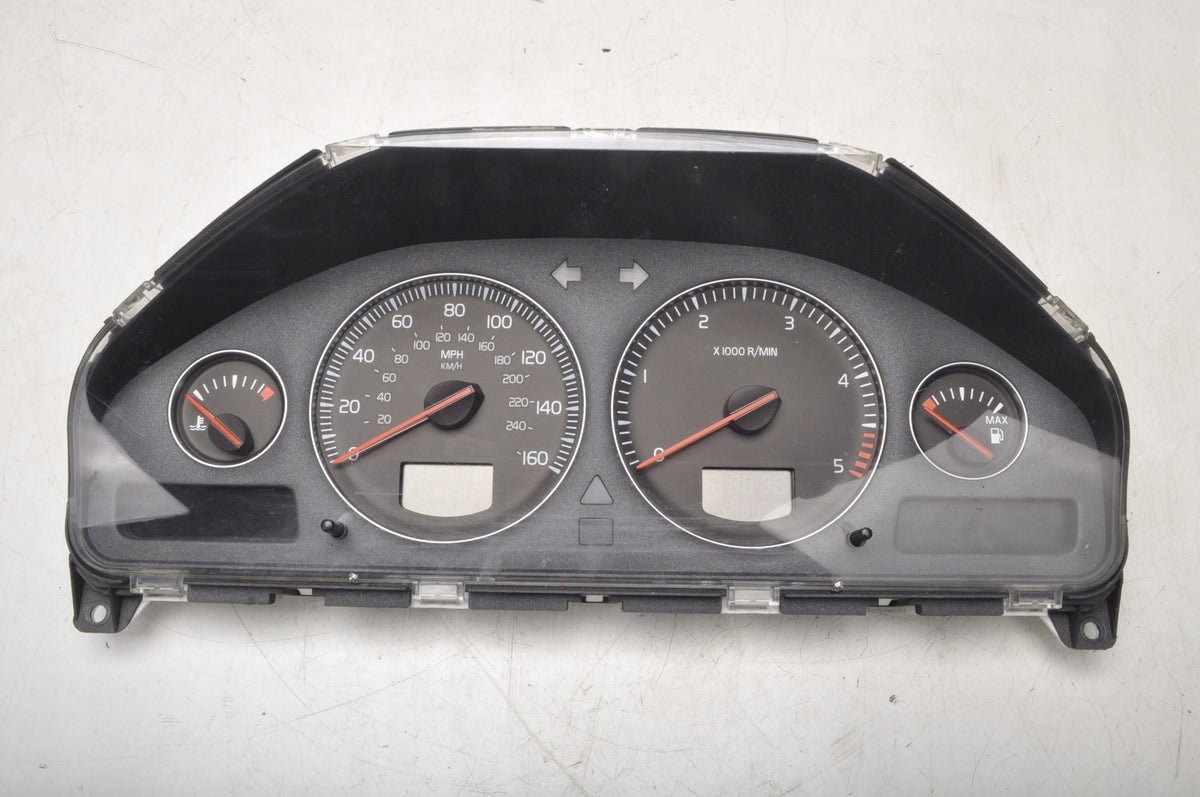 VOLVO XC90 2.4 D5 COUNTER CLOCKS 31296337 LIFT
