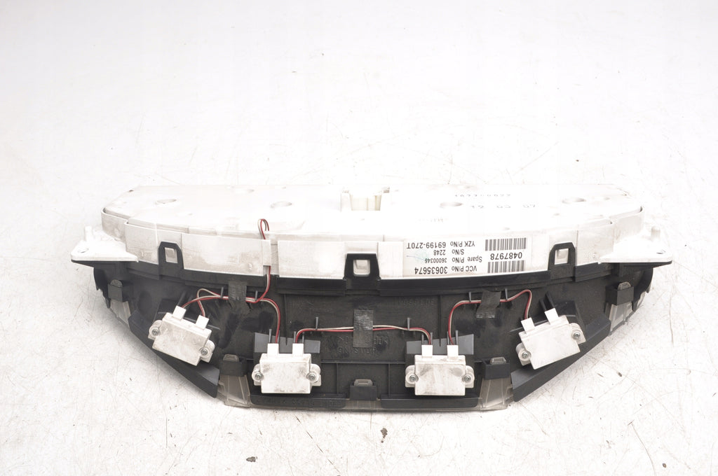 VOLVO XC90 4.4 V8 COUNTER CLOCKS 30635674 05-10 UK