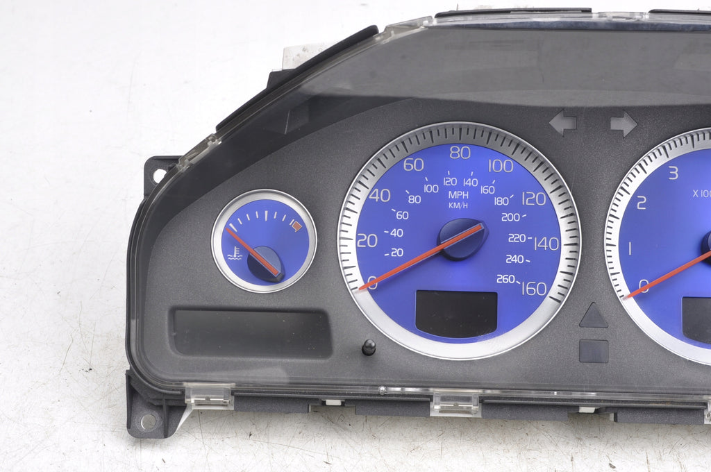 VOLVO XC90 4.4 V8 COUNTER CLOCKS 30635674 05-10 UK