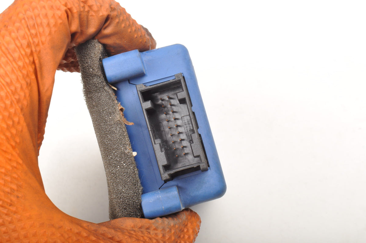 VOLVO XC90 AND BLUETOOTH MODULE 31285548 LIFT