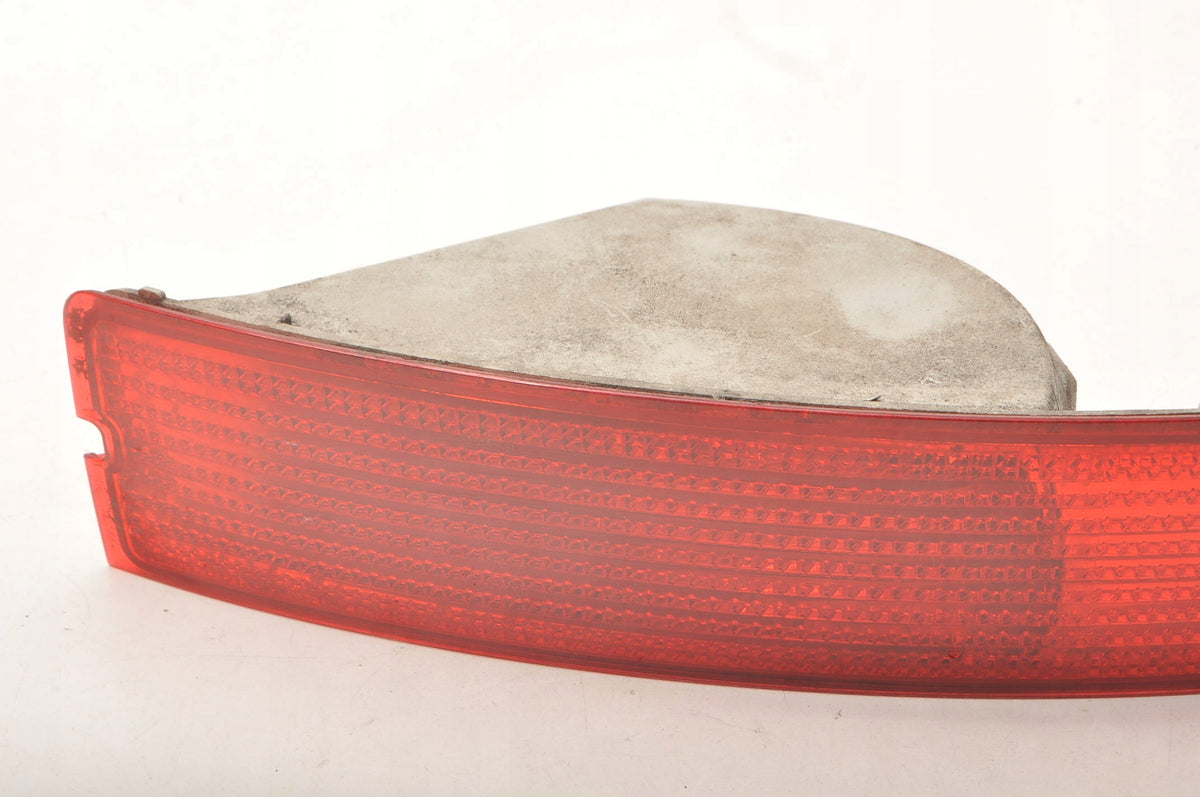 VOLVO XC90 AND FOG LAMP REAR LIFT RIGHT SUV
