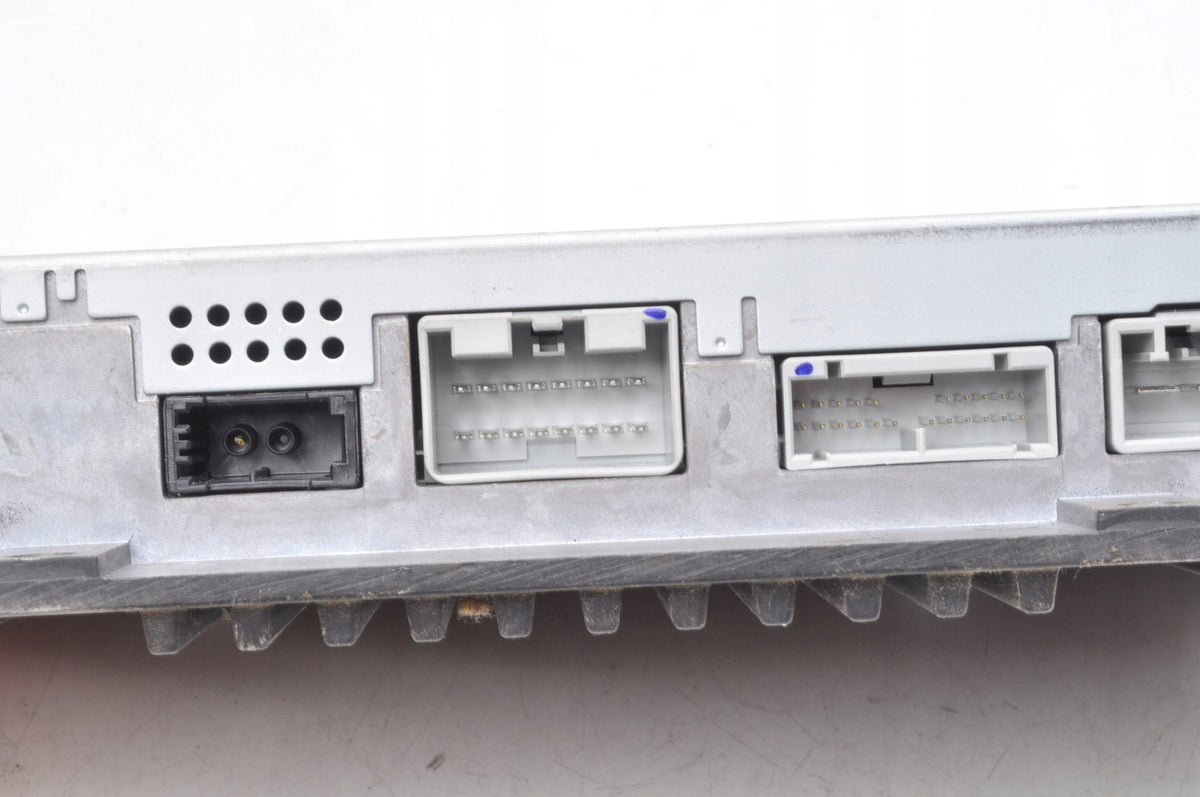 VOLVO XC90 AND RADIO AMPLIFIER 31310007 LIFT