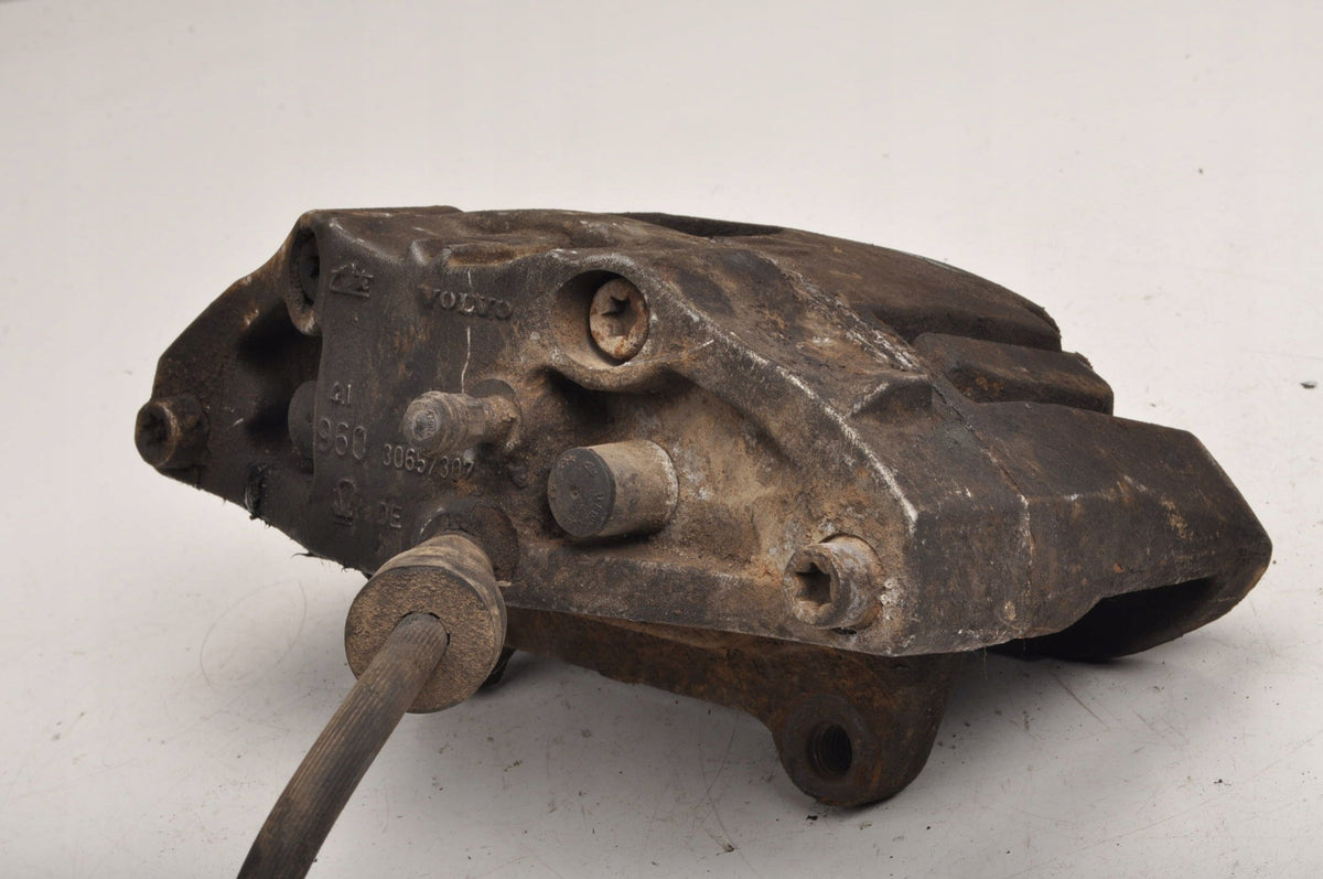 VOLVO XC90 BRAKE CALIPER RIGHT FRONT 30657307
