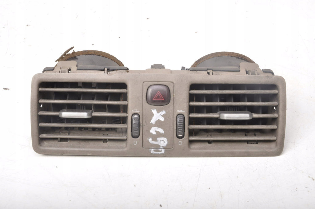VOLVO XC90 CENTRAL AIR VENT GRILLE 3409400